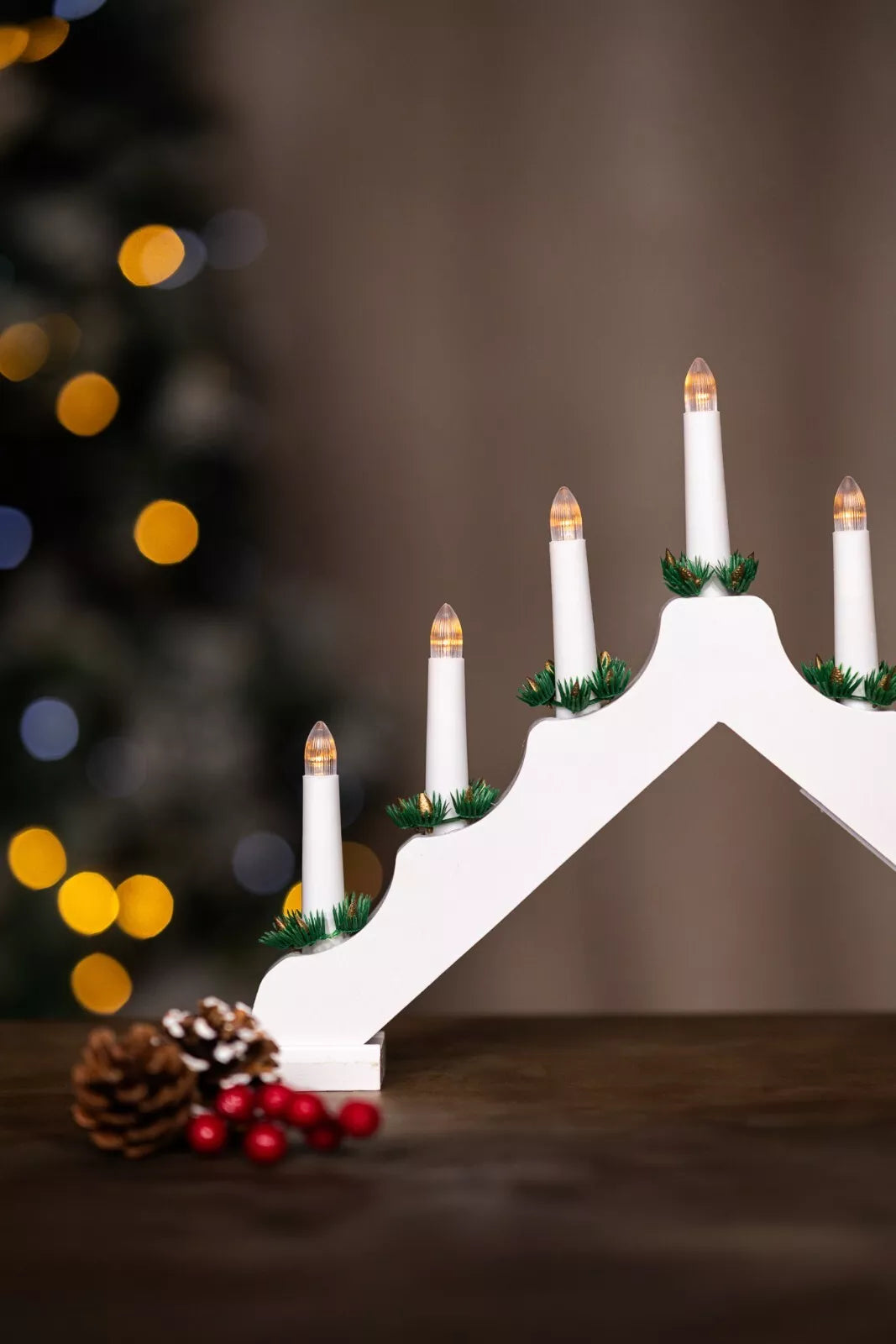 7 Bulb White Wooden Christmas Candle Bridge
