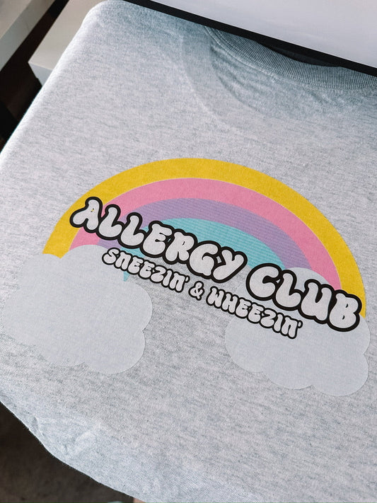 Allergy Club - Sneezin' n Wheezin' printed tee