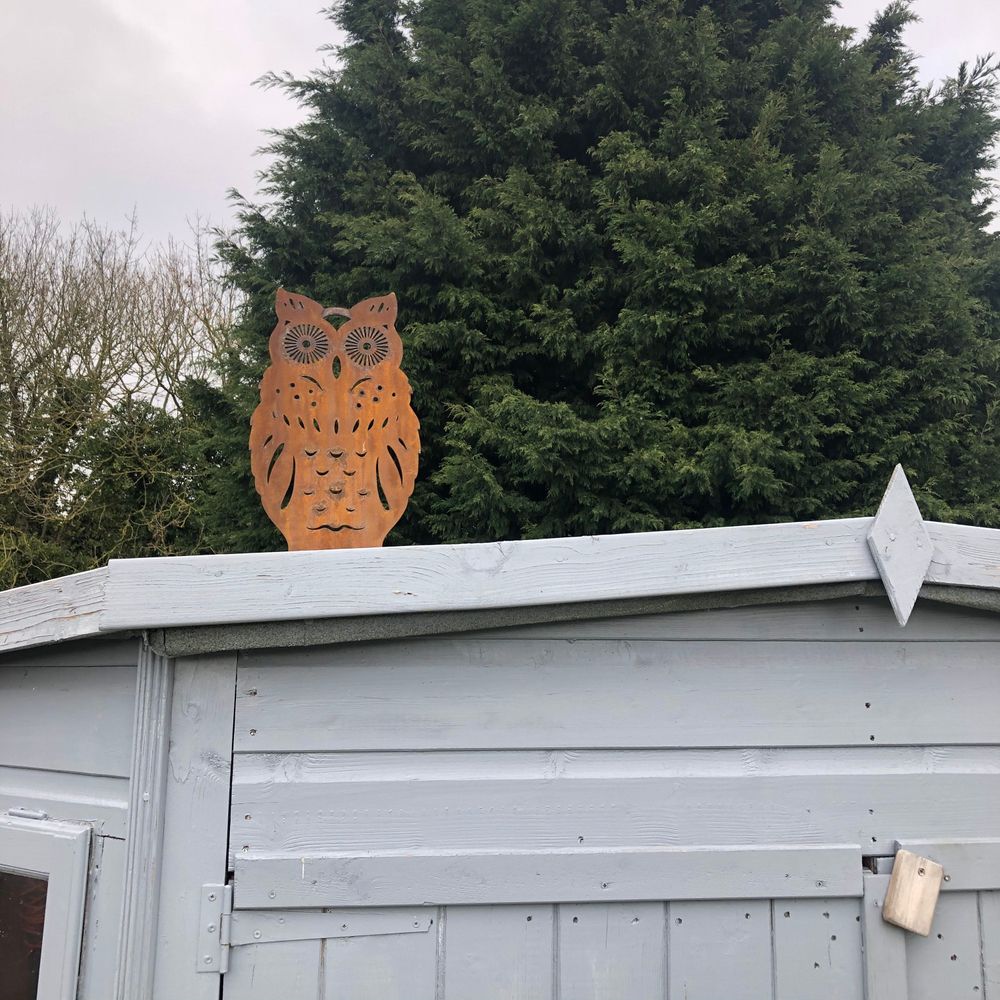 Premium Rusty Metal Standing Owl Decoration - High-Quality Garden Ornament