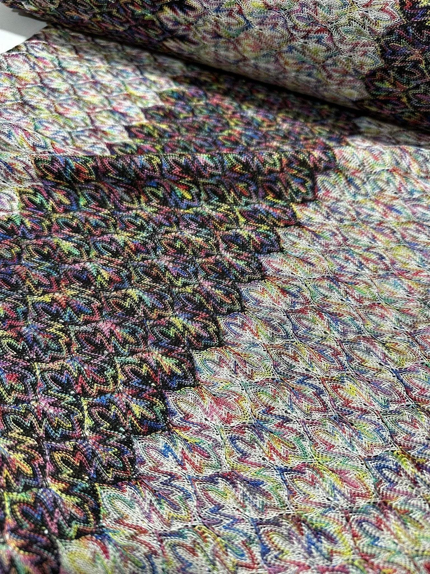 Black and White Zigzag Knit Jersey Fabric