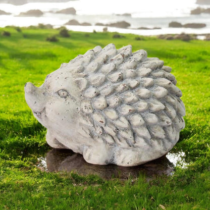 21CM CREAM CEMENT HEDGEHOG