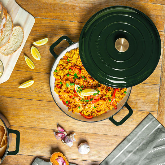 2.3L Dark Green Cast Iron Shallow Casserole Dish