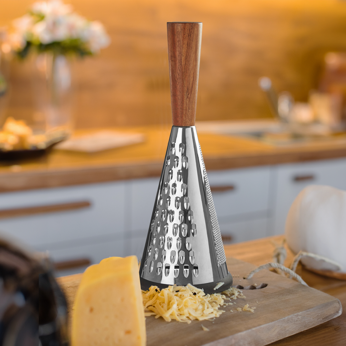 Modern Retro Round Grater