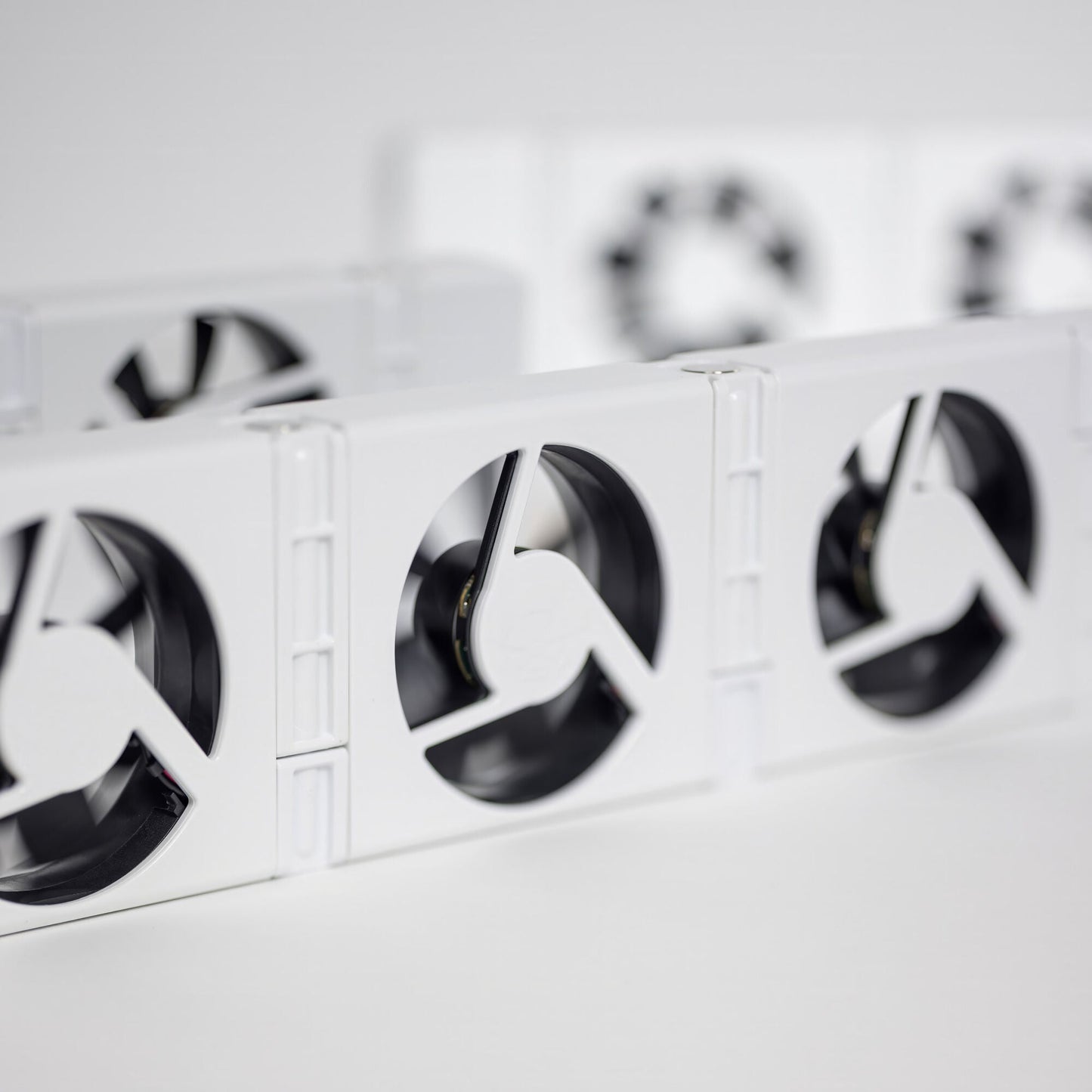 SpeedComfort TrioSet Smart Radiator Fan