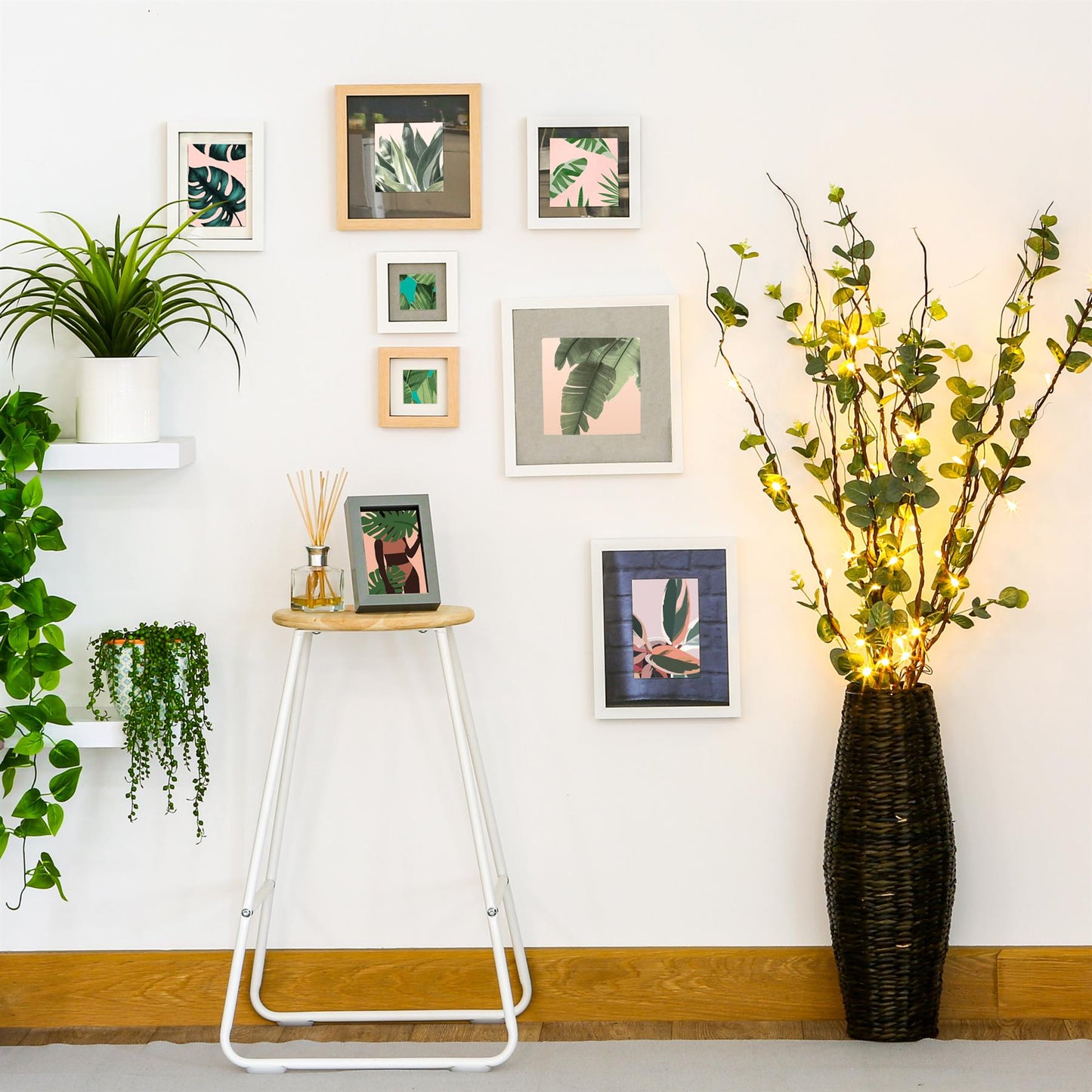 A5 (6" x 8") 3D Box Photo Frame with 4" x 6" Mount