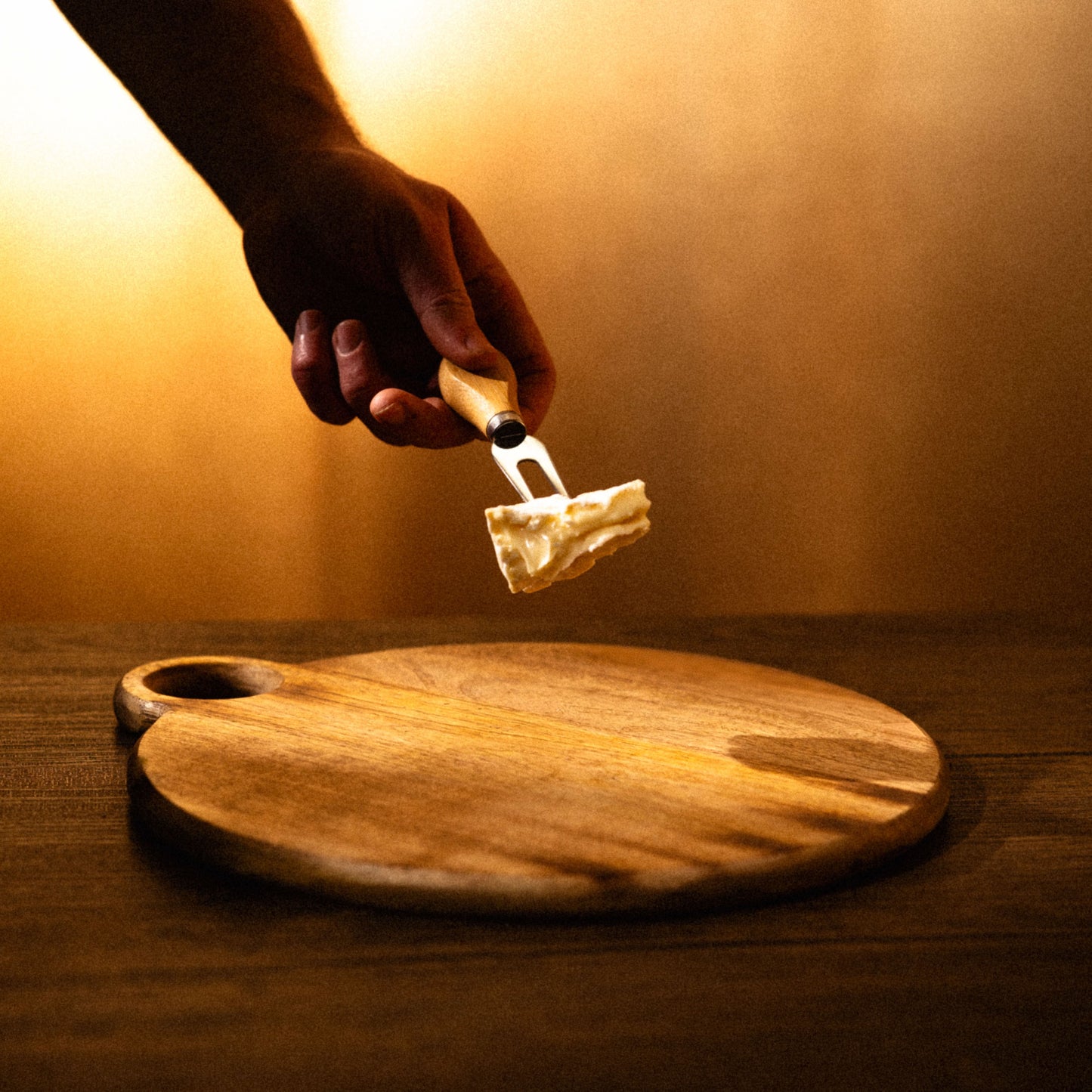 Wooden Round Chopping Board With Ring Handle, Cheese Serving Board