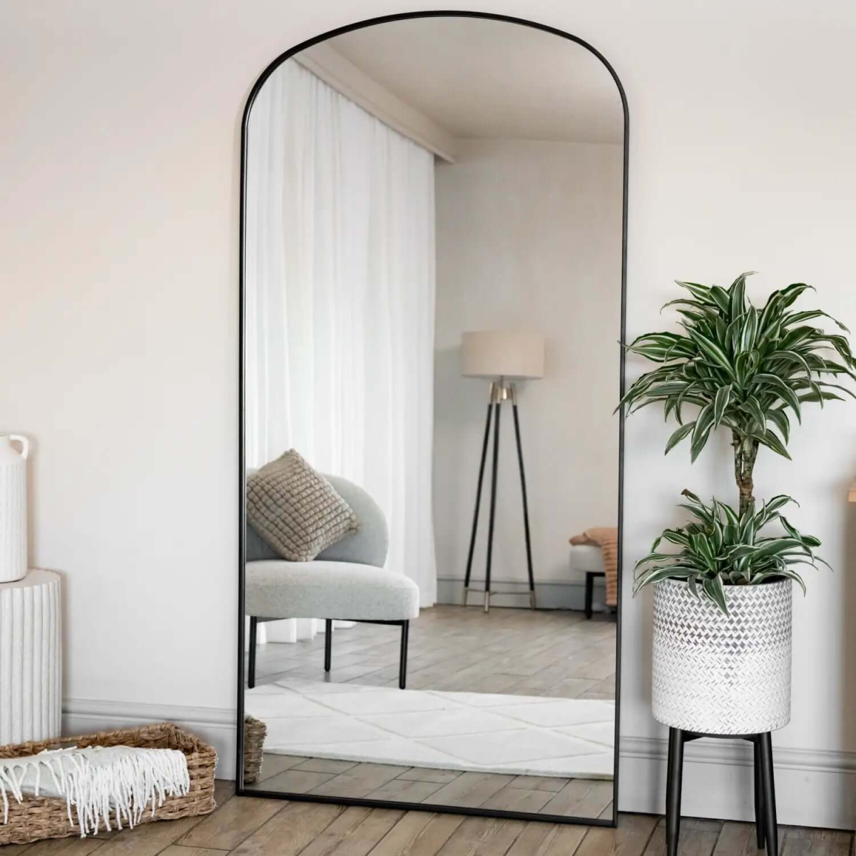 Yōko - Full Length Black Metal Gentle Arch Mirror - 180cm x 90cm