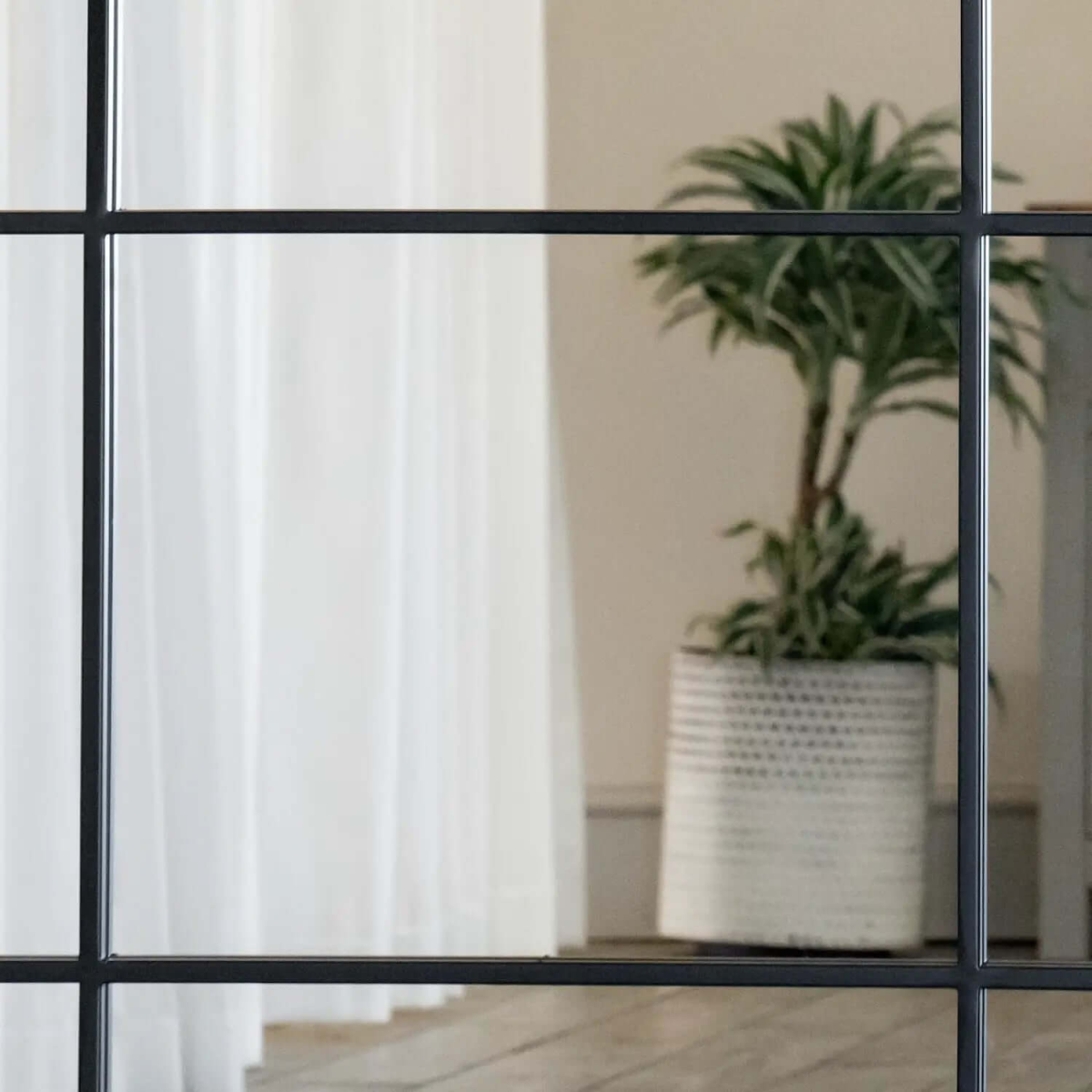 Kyō - Full Length Black Metal Rectangle Lattice Grid Mirror - 180cm x 105cm.