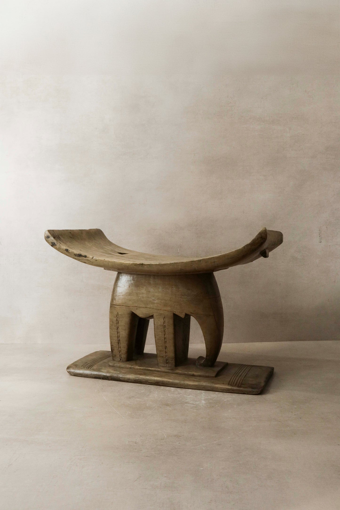 Ashanti Stool - 101.1