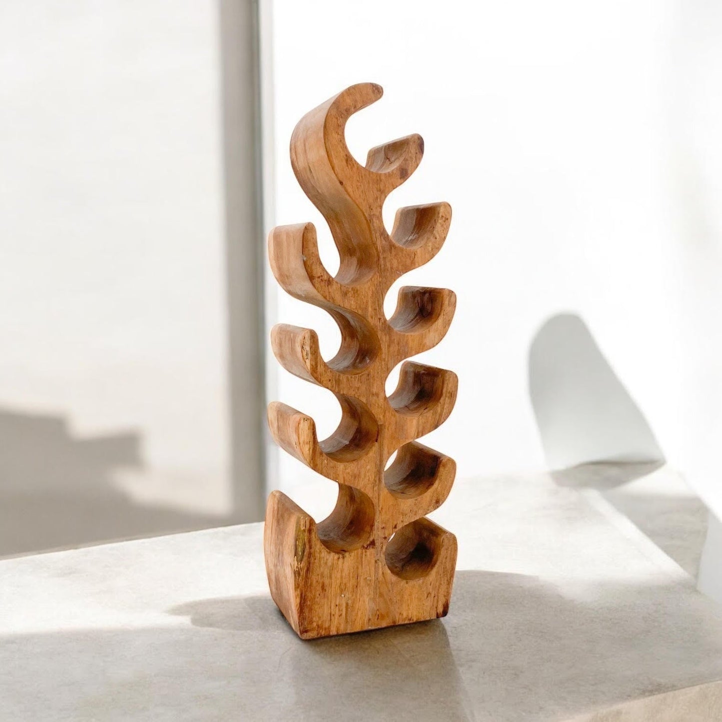 10 BOTTLE HAND CARVED WINE RACK