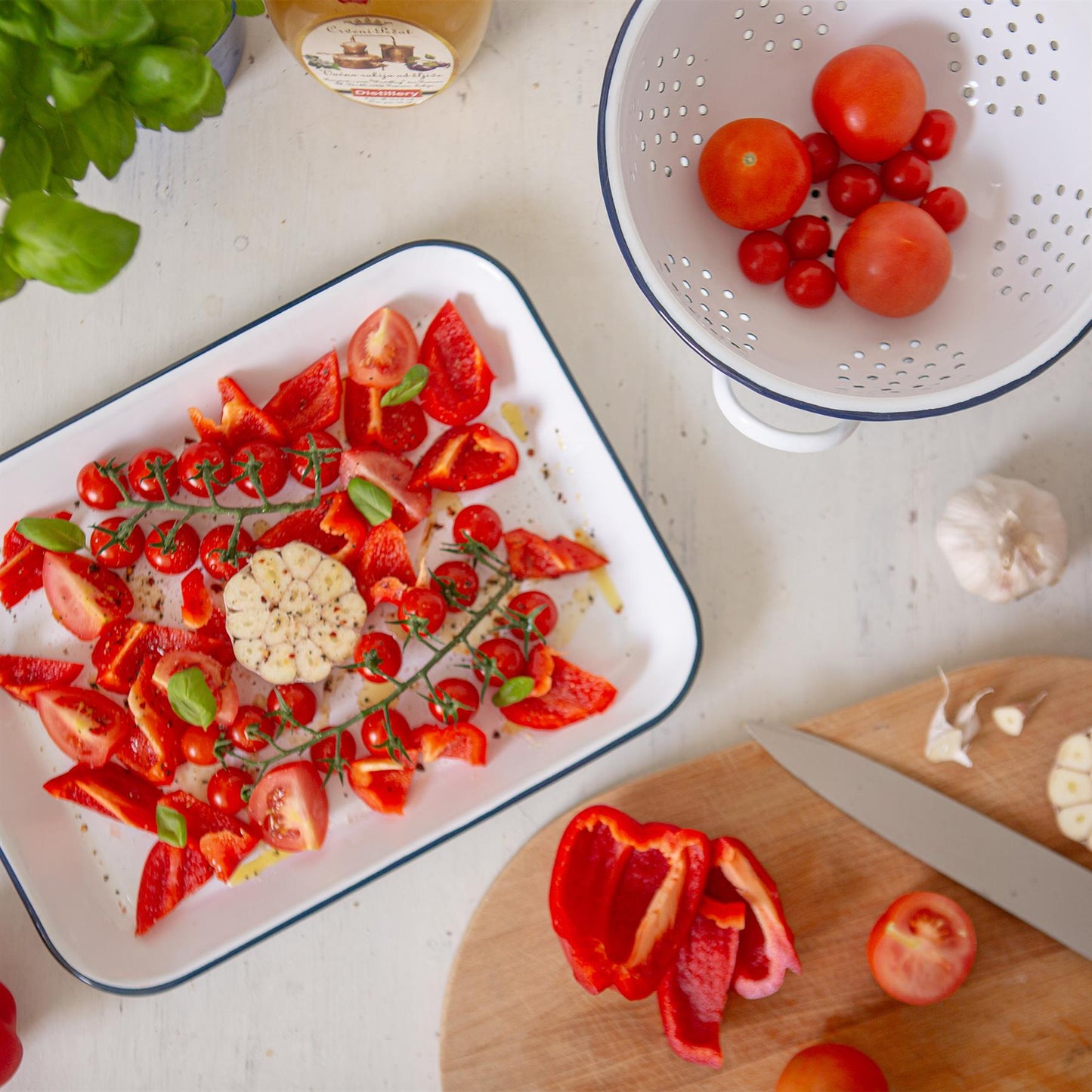 23.5cm White Enamel Colander