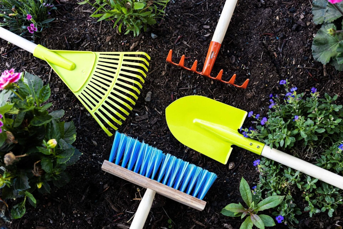 Fun Kids Garden Leaf Rake