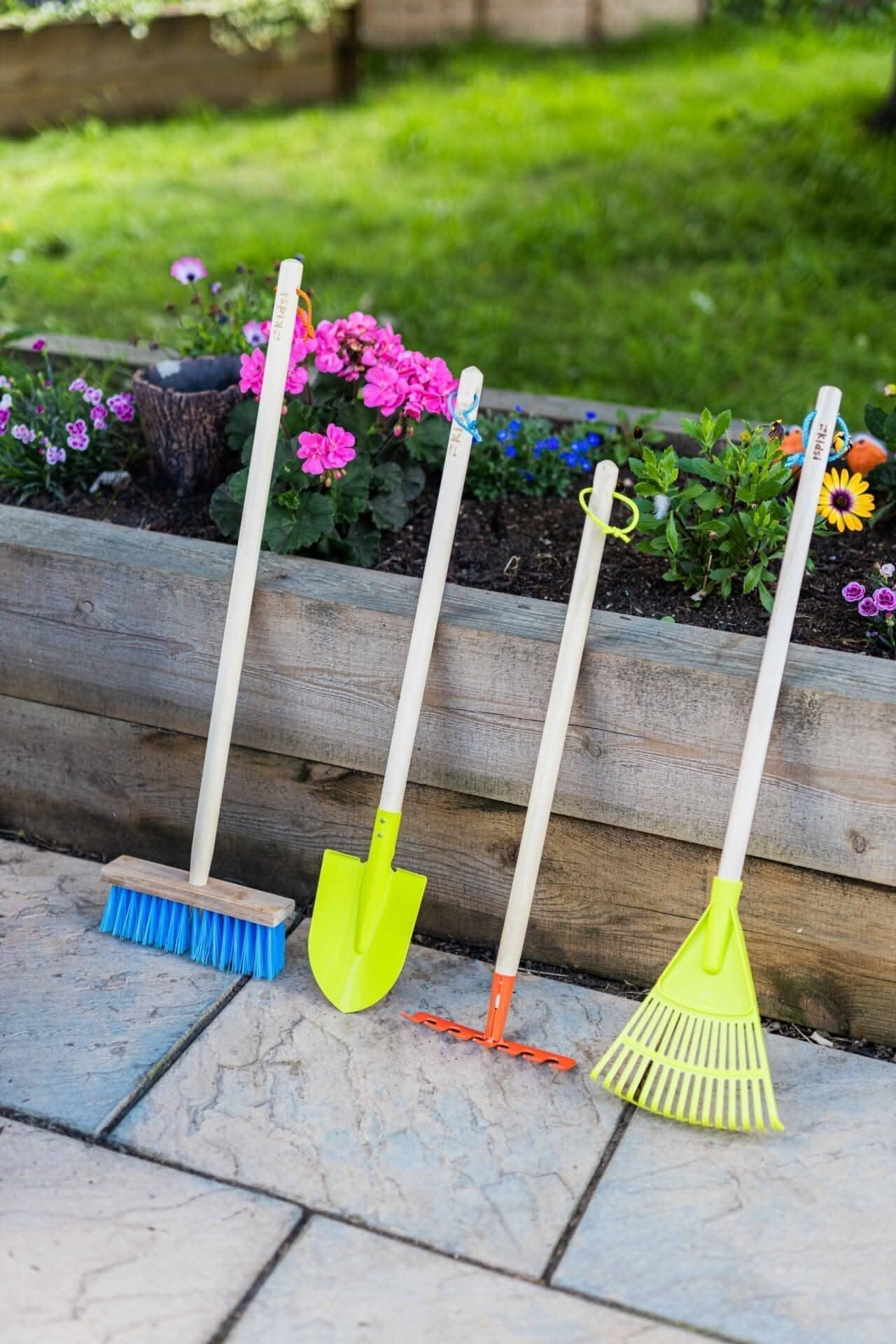 Fun Kids Garden Leaf Rake