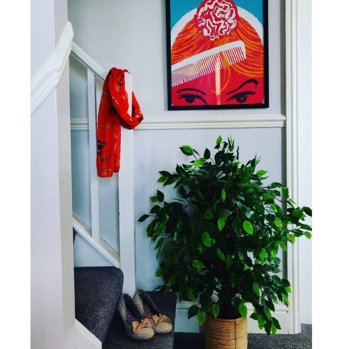 120cm Artificial Ficus Tree / Plant - Large Bushy Shape Gold Metal Planter