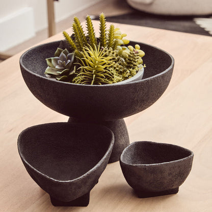 Deriva Set Of Two Textured Black Bowls