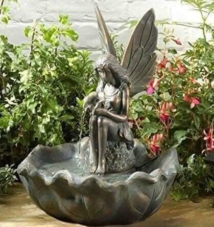 Fairy Leaf Water Fountain - Solar Powered Water Feature