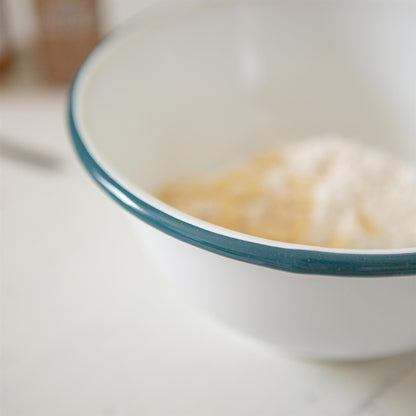 White Enamel Mixing Bowl Set