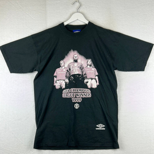 Manchester United 1999 Umbro T-Shirt - Large - Excellent Condition