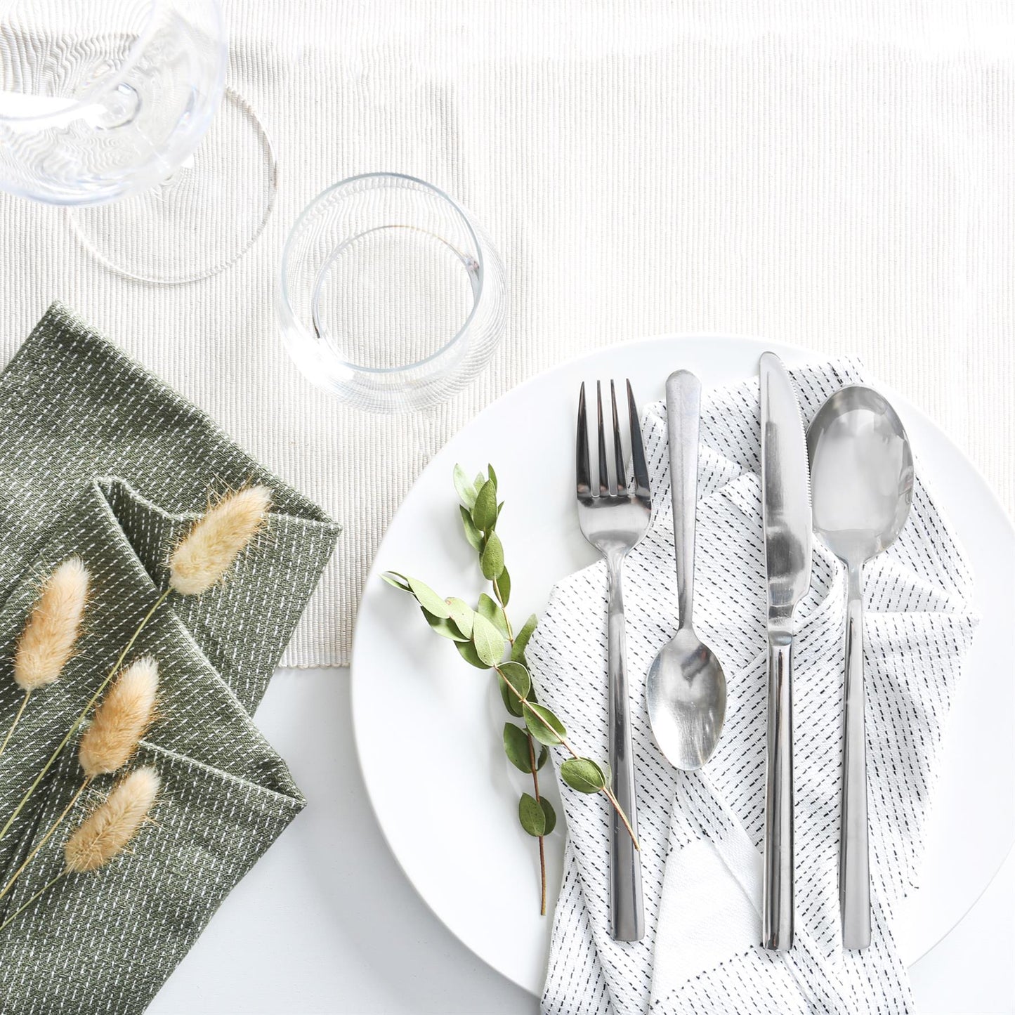 6 x Stainless Steel Dinner Knives