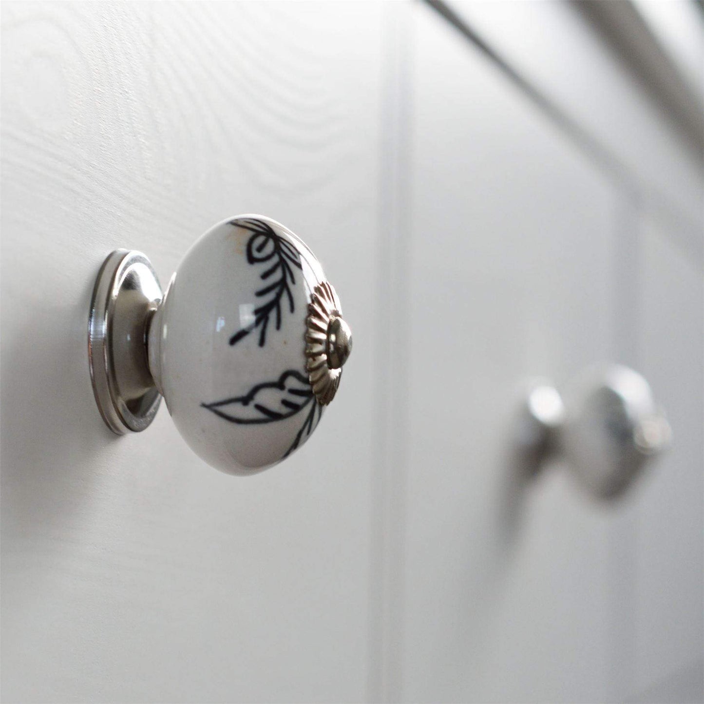 Round Geometric Ceramic Cabinet Knob