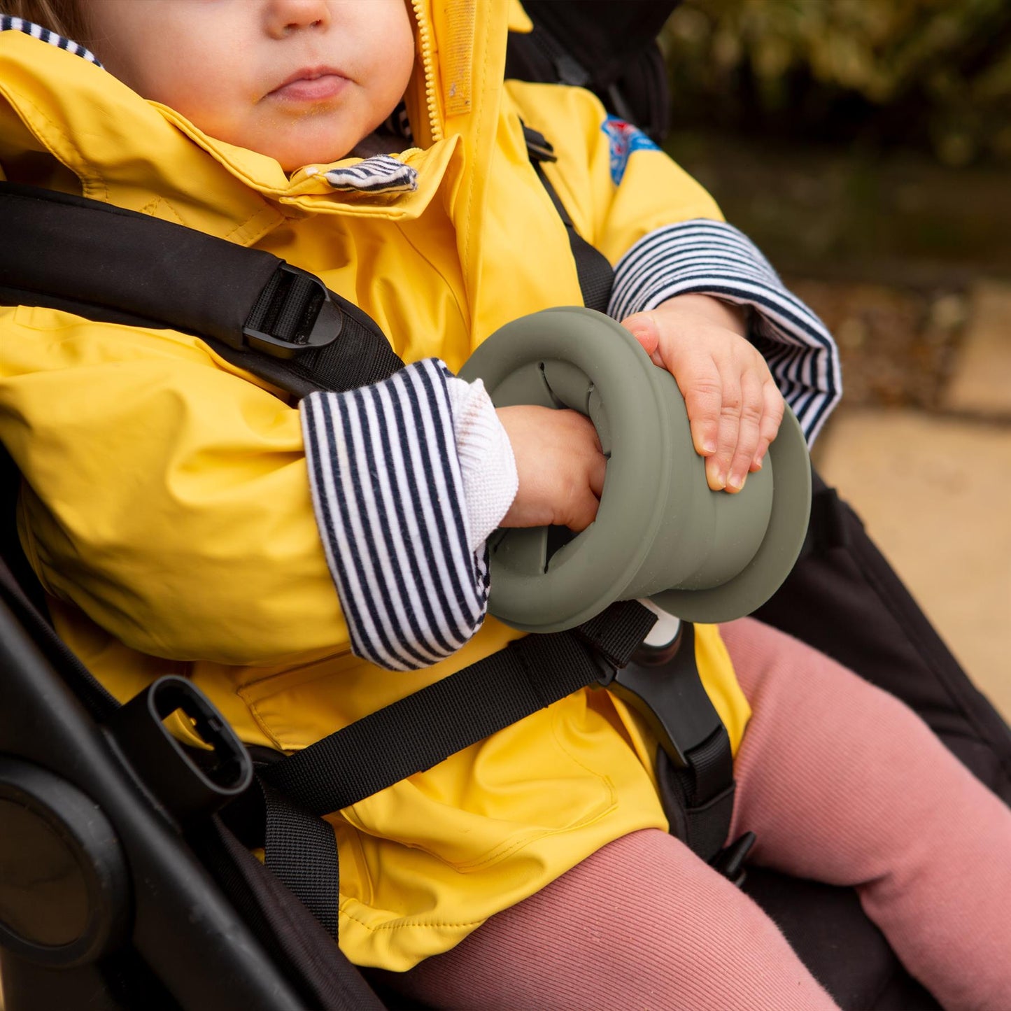 330ml Silicone Baby Suction Snack Pot