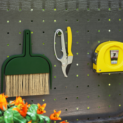 Outsunny 8" Garden Secateurs, Pruning Shears Heavy Duty with SK5 Blade