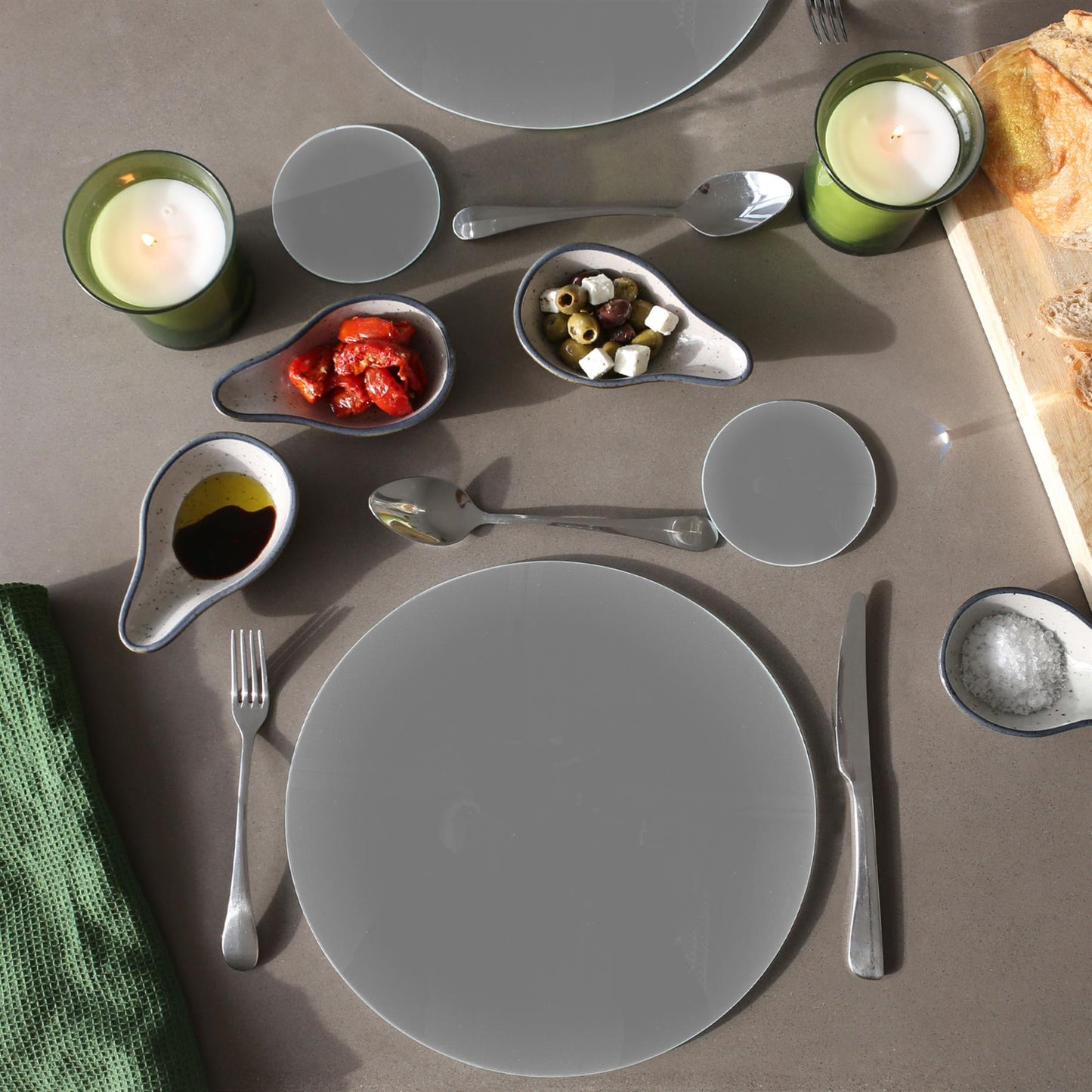 30cm Round Glass Placemats - Pack of Six