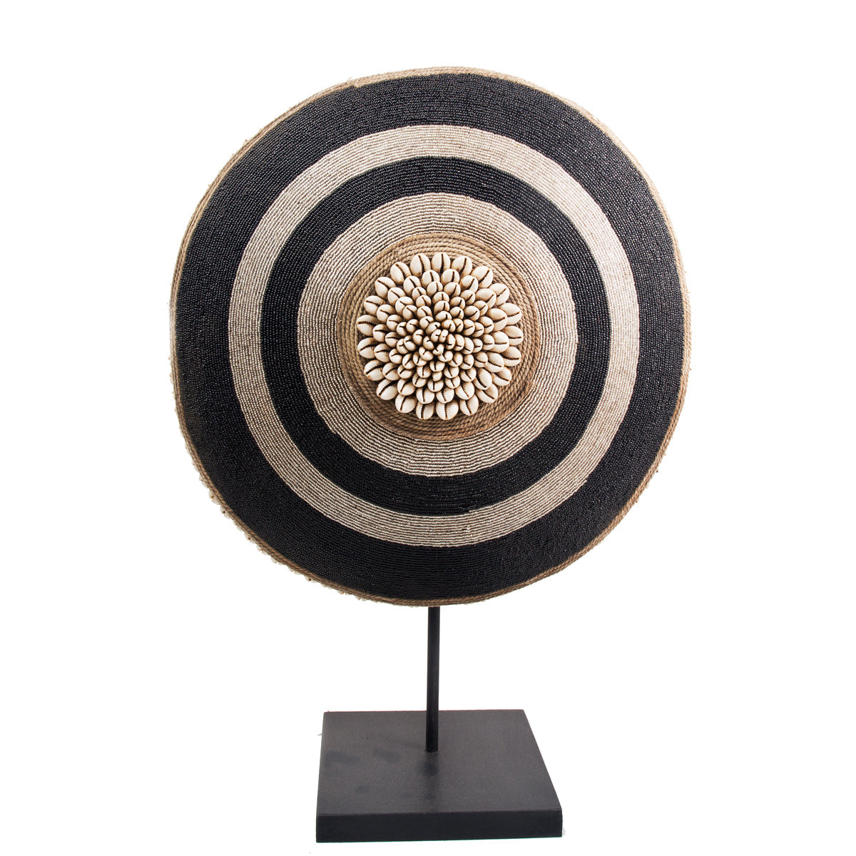 Cameroon Beaded Shield Round M 16C