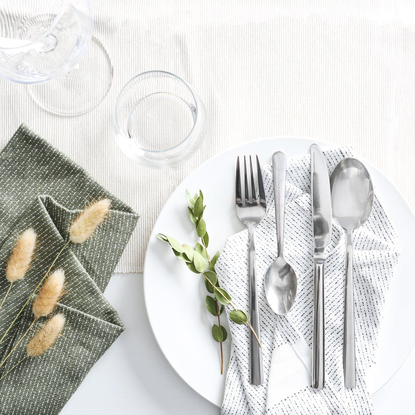 48pc 18/0 Stainless Steel Cutlery Set