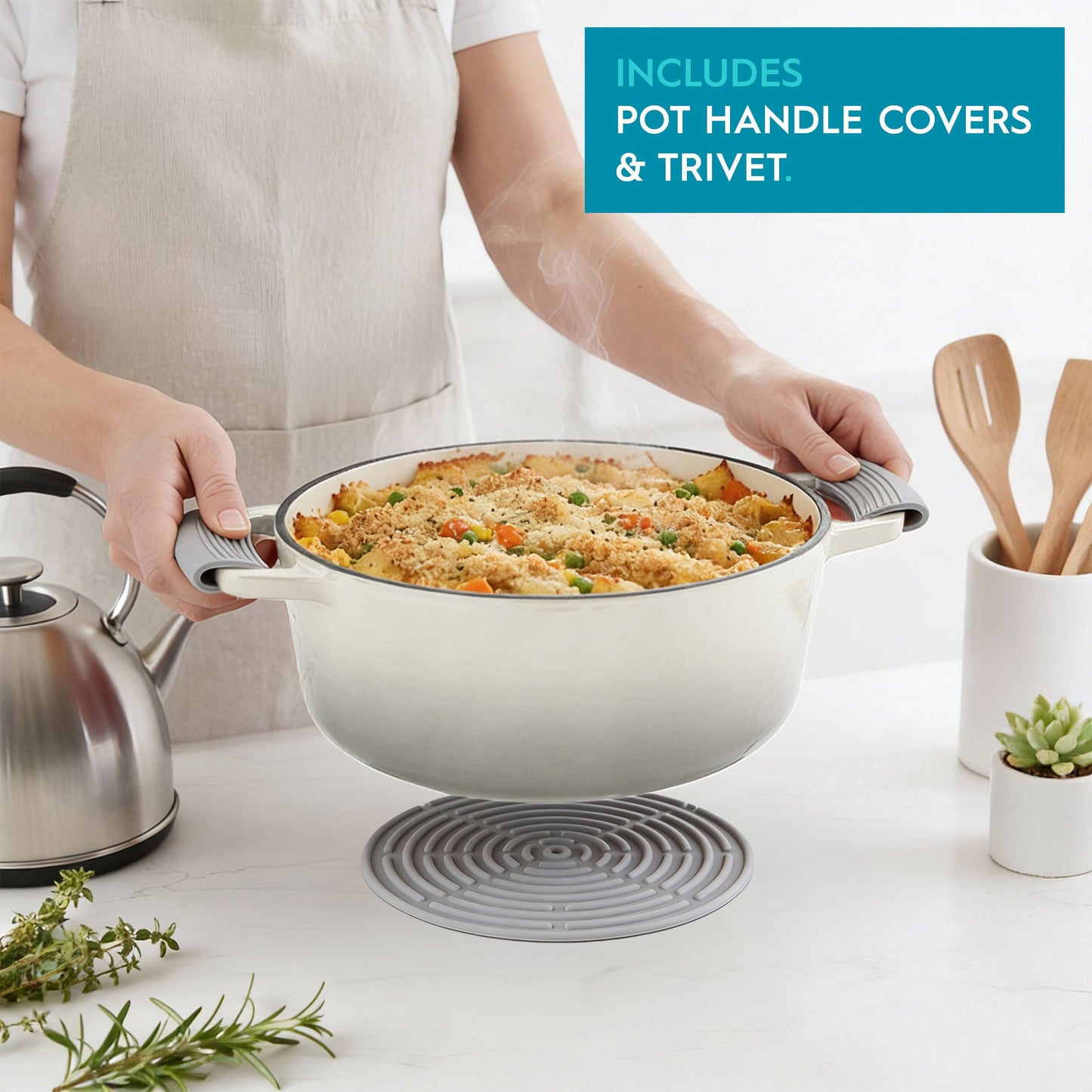 2.8L Pebble Gloss Round Cast Iron Casserole Dish