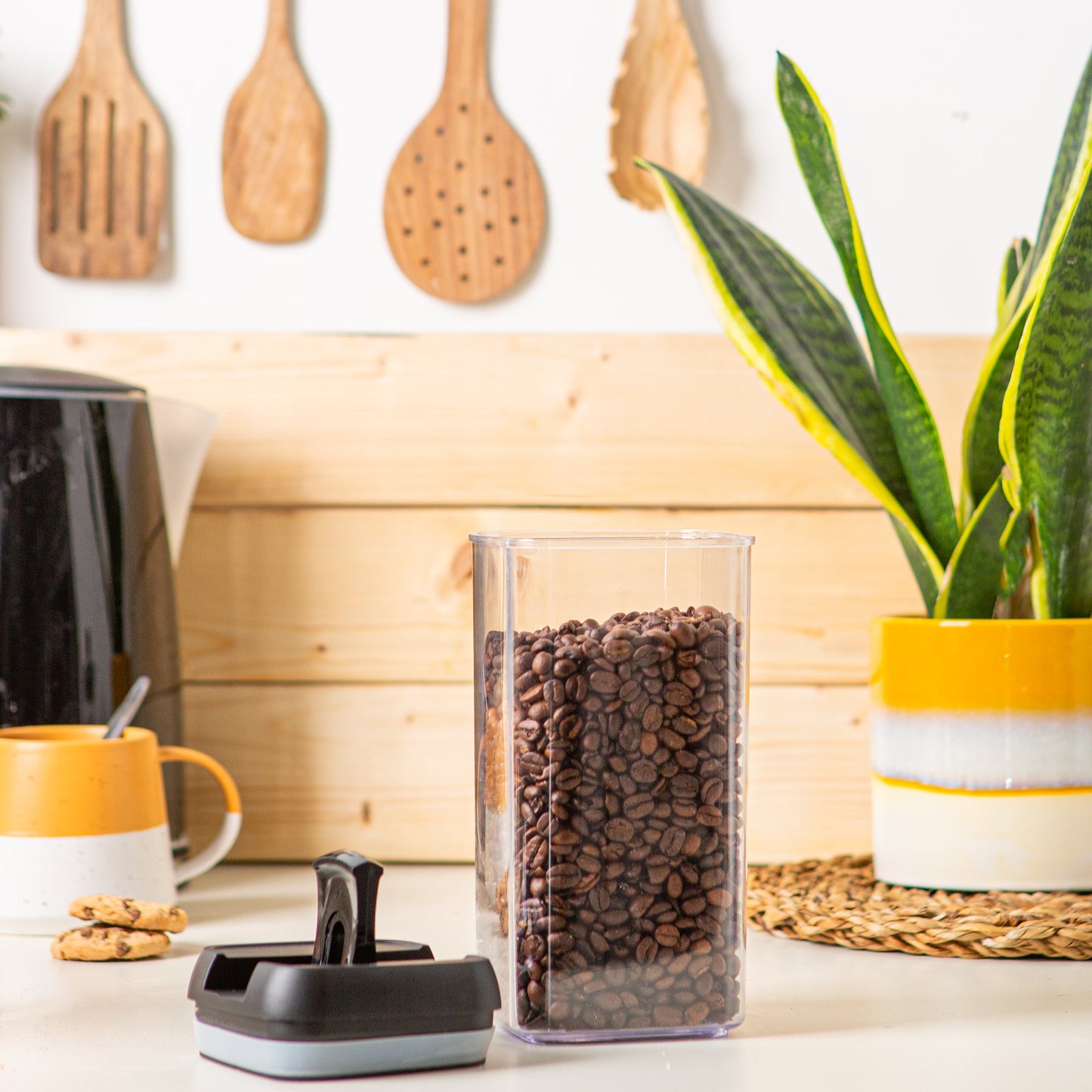 1.2L Airtight Flip Lock Plastic Food Storage Container