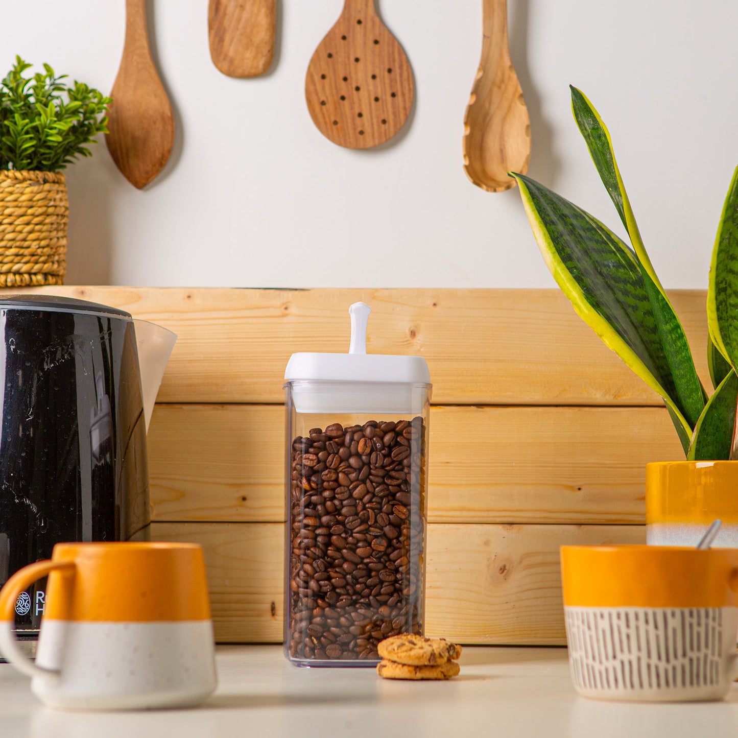 1.2L Airtight Flip Lock Plastic Food Storage Container