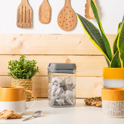 800ml Airtight Flip Lock Plastic Food Storage Container