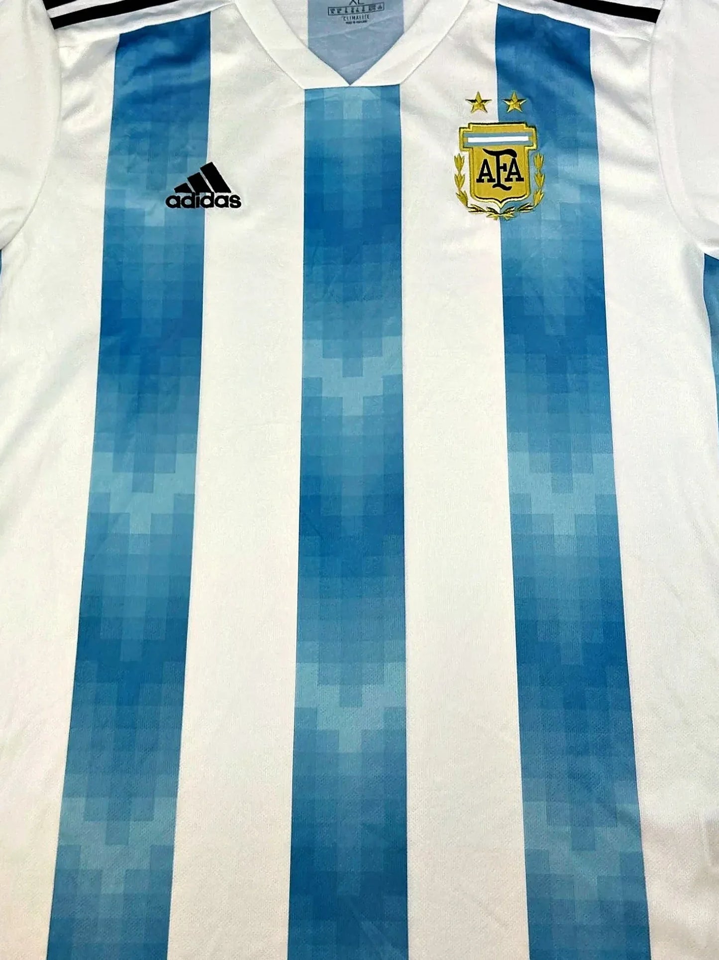 Argentina 2018-19 Football Shirt (XL)