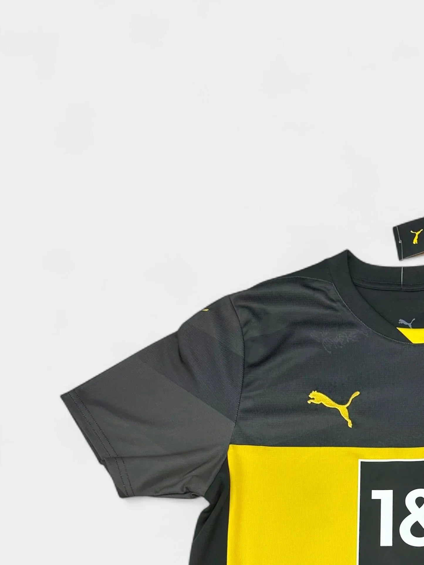 Borussia Dortmund 2024-25 Football Shirt (Medium)