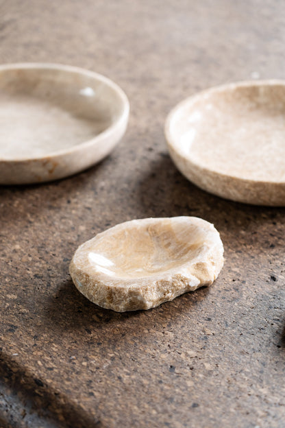 Natural Cut Onyx Jewelery\Soap Dish