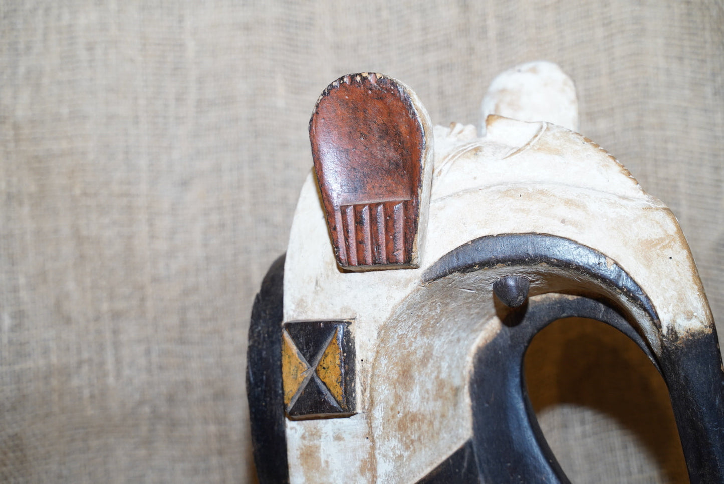 Double Mask - Cameroon 61.1