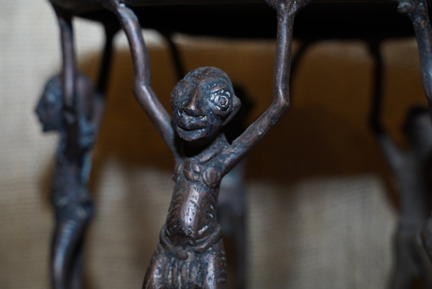 Benin Bronze Table 70.1