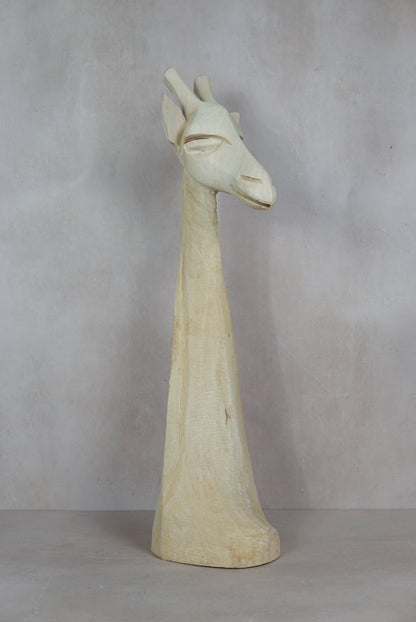 Swazi Giraffe-head sculptures - wood - 80.2