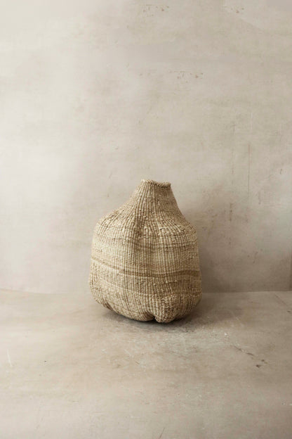 Garlic Gourd woven basket - Zimbabwe - 54.3