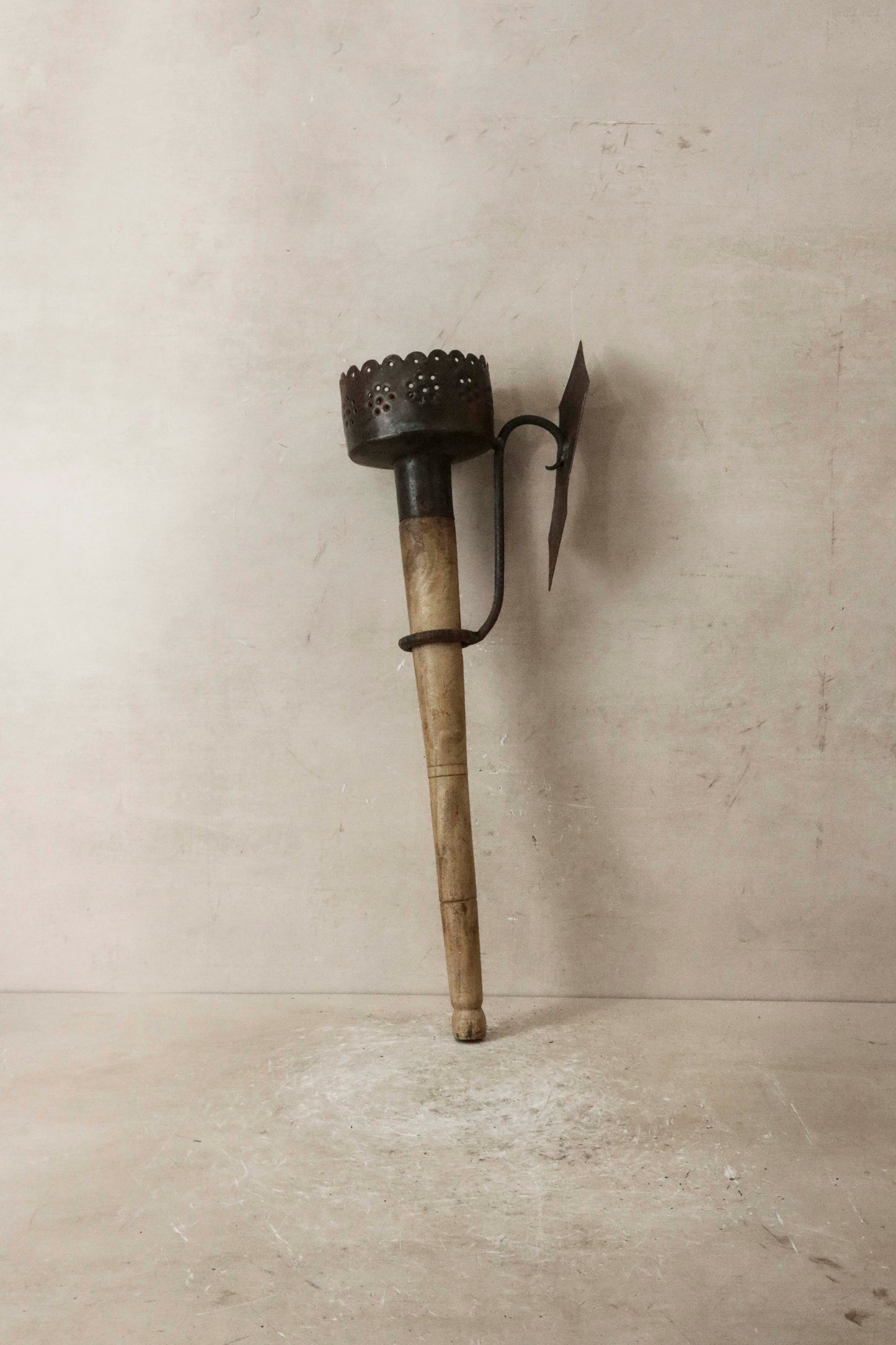 Vintage Teak Wall Sconce - 151.2