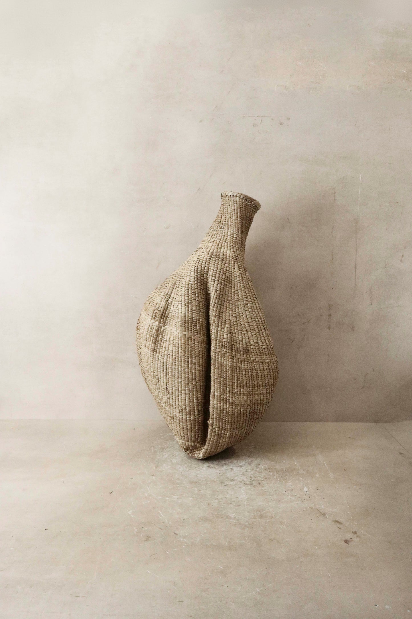 Garlic Gourd woven basket - Zimbabwe - 54.2
