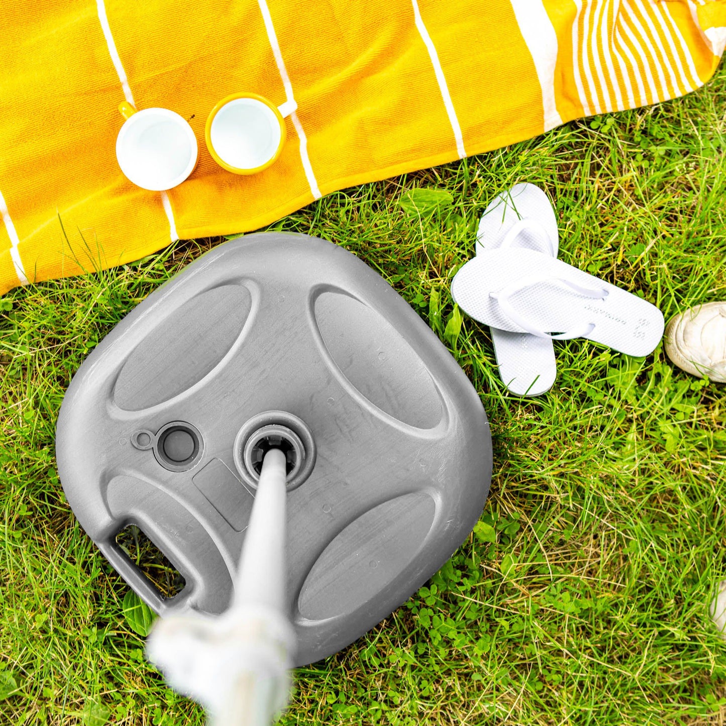 20L Plastic Fillable Parasol Base