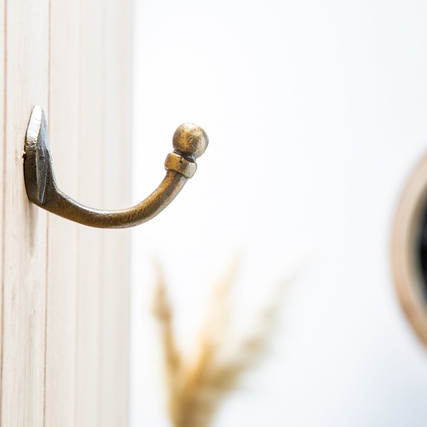 35mm x 40mm Brass Arrow Head Hook