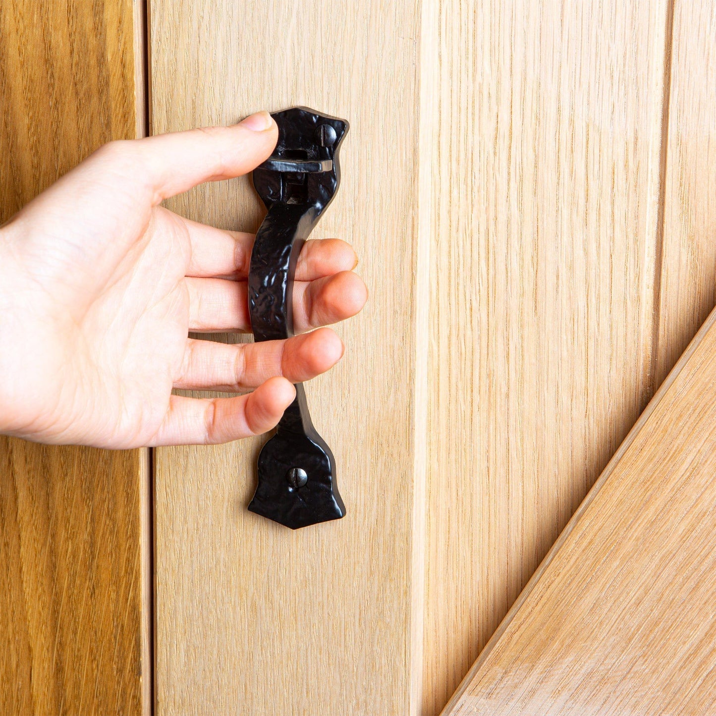 240mm Black Rustic Suffolk Latch