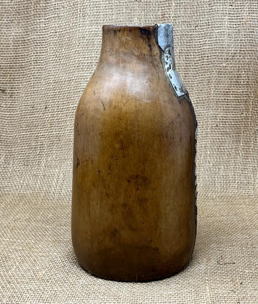 Vintage Tutsi Milk Container KX20.4