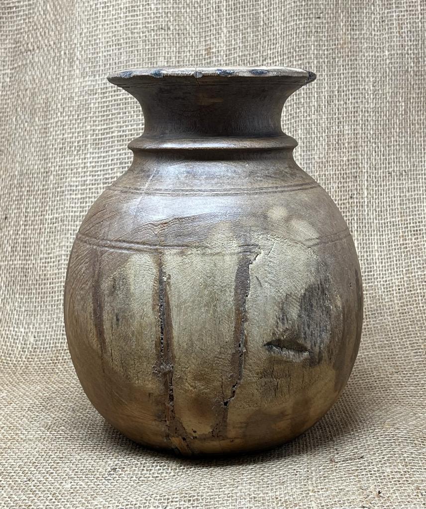 Vintage Teak Vase KX3112
