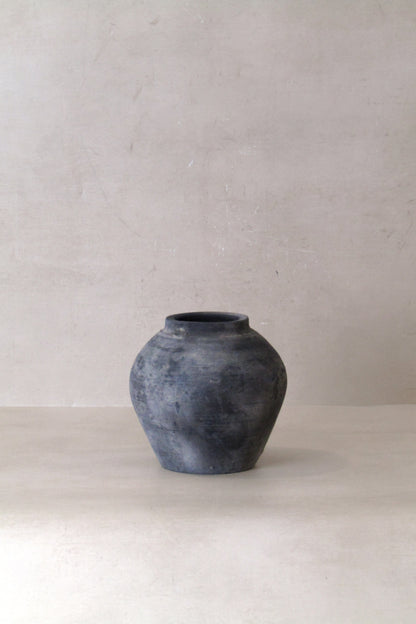 Vintage Dark Pot S n° 49