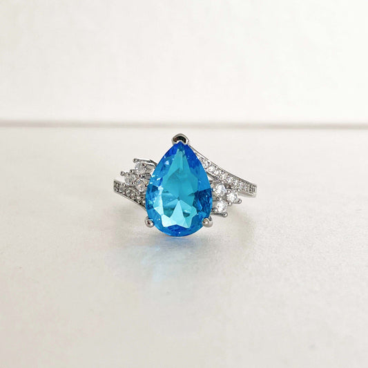 Verity Statement Jewel Cocktail Ring