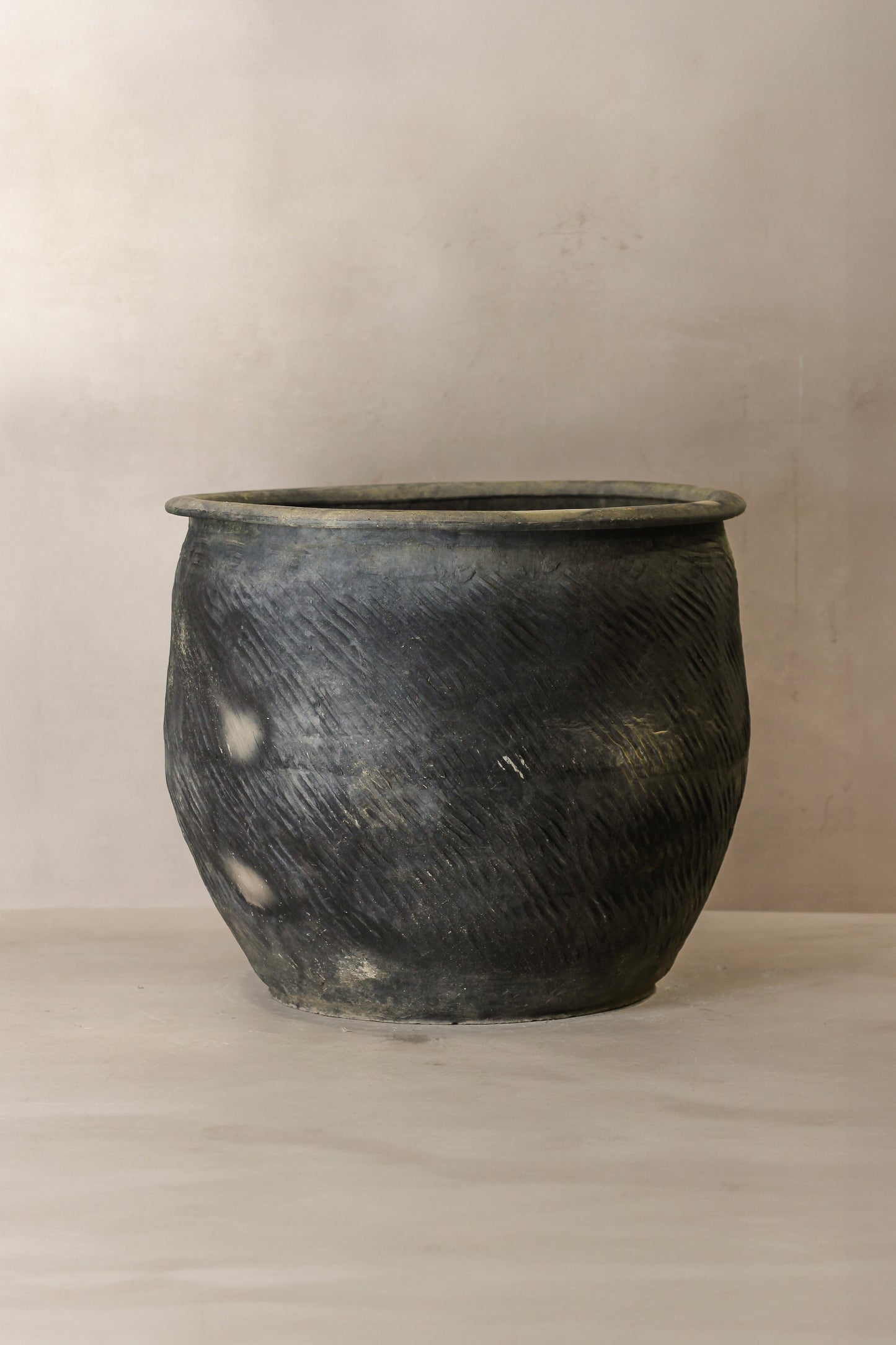 Big Old Grey Asian Pots - L014